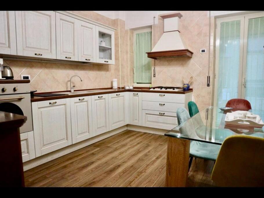 The House Of Grandma Apartment Napoli Bagian luar foto